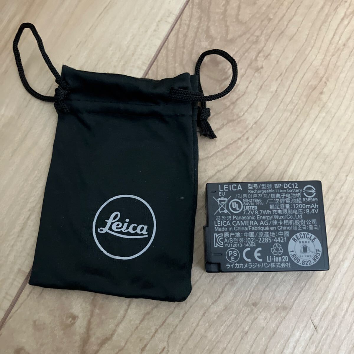 LEICA BP-DC12 純正バッテリー 19500 概ねキレイです。使用OKです。