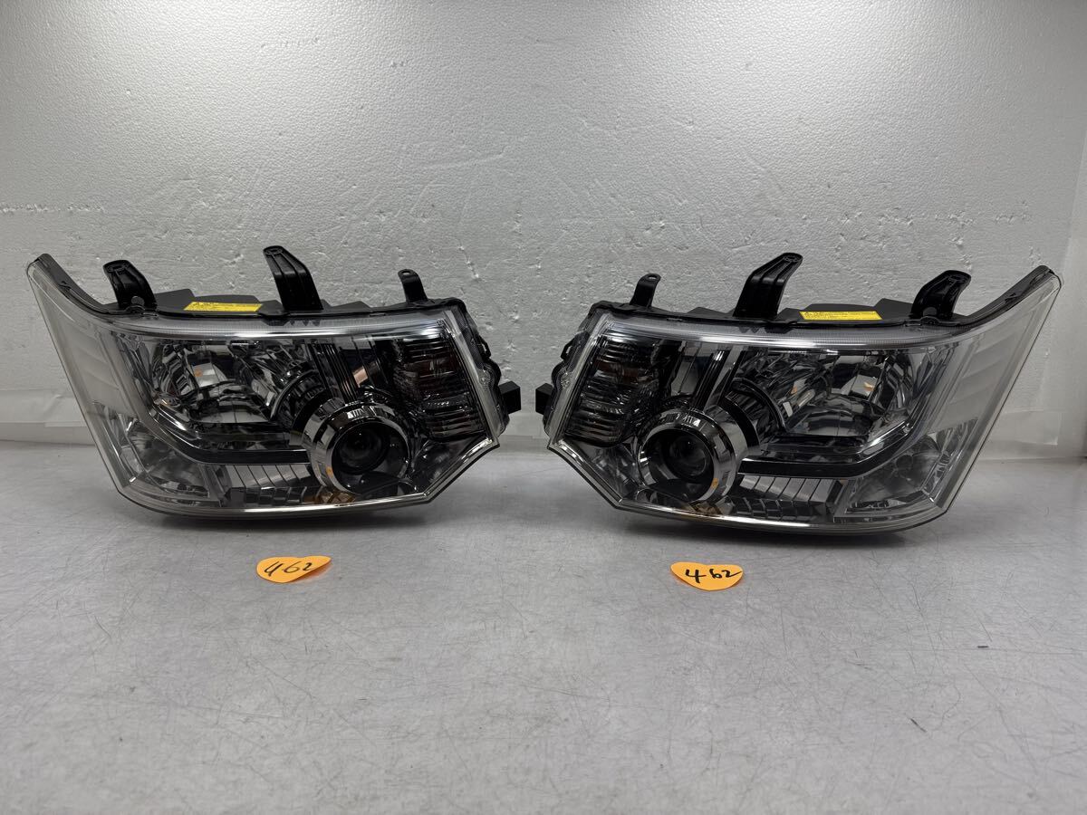 デリカ　D：5　CV5W　ヘッドライト　左右　レベ付　コイト　100-87918　キセノン　HID　(462)