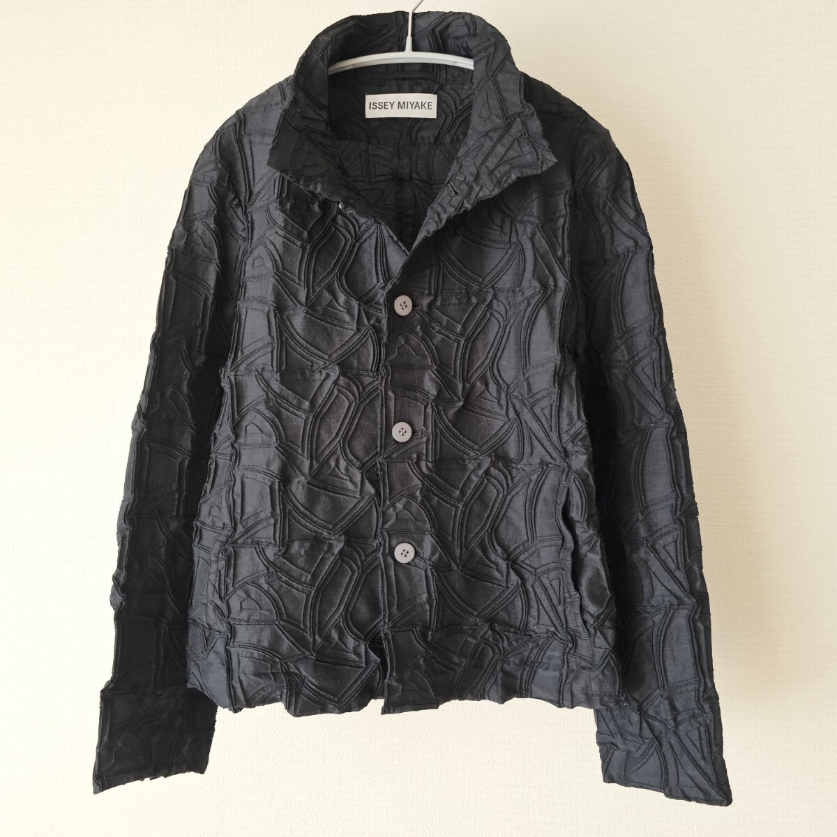 818☆ ISSEY MIYAKE イッセイミヤケ 3D スチーム ストレッチ ジャケット ブラック 2