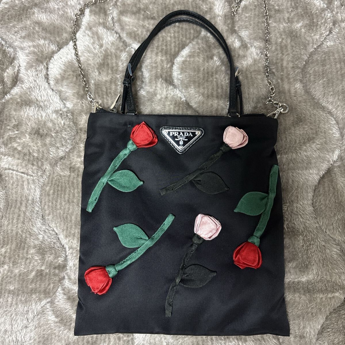 プラダ PRADA ショルダーバッグ ポシェット サコッシュ ポーチ 花