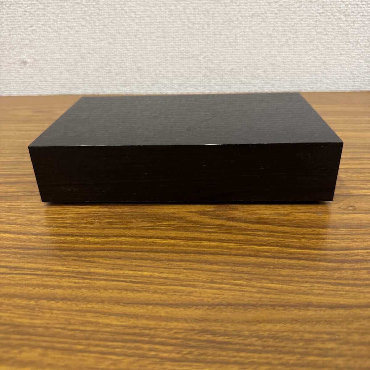 管251120 L ☆ 製品型番：LaCie USB2.0対応 3.5インチ外付HDD 薄型TV用 2TB LCH-DB2TUTVS 動作未確認　☆★