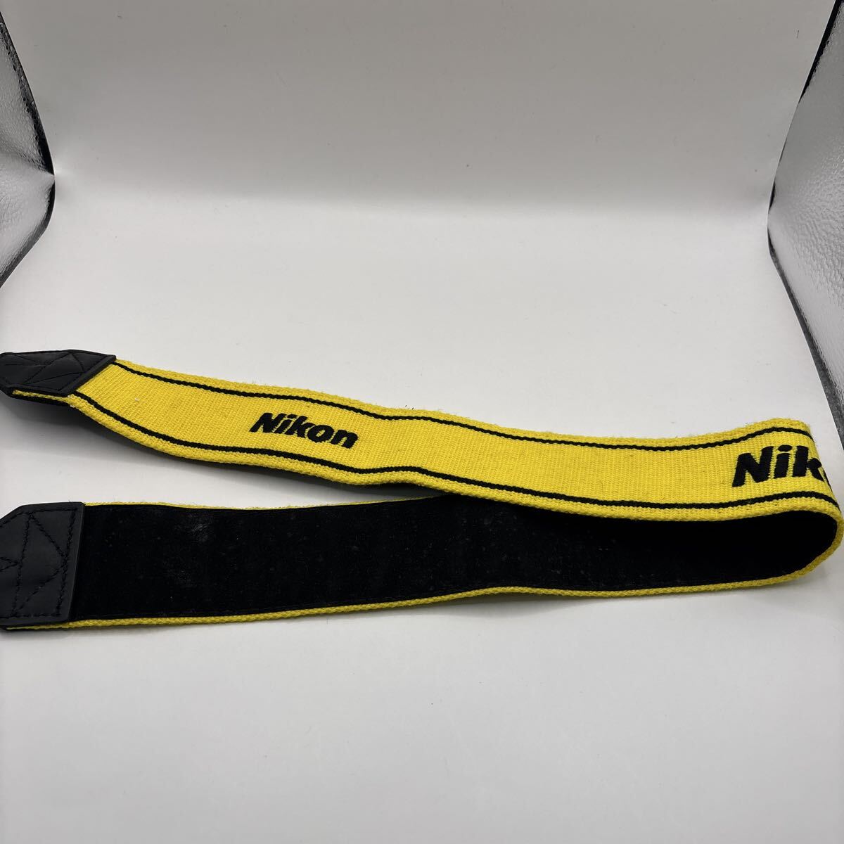 ニコン　ストラップ　黄色　Nikon FOR PROFESSIONAL