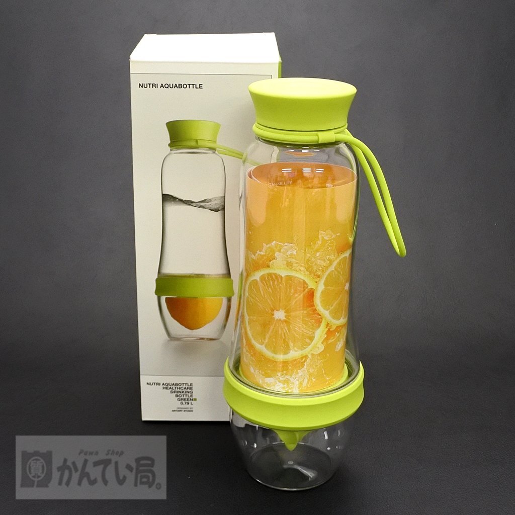 未使用 保管品 NUTRI ニュートリ アクアボトル 790ml BPAフリー グリーン フレーバーウォーター ヘルシー 水筒 果物絞り ジューシー