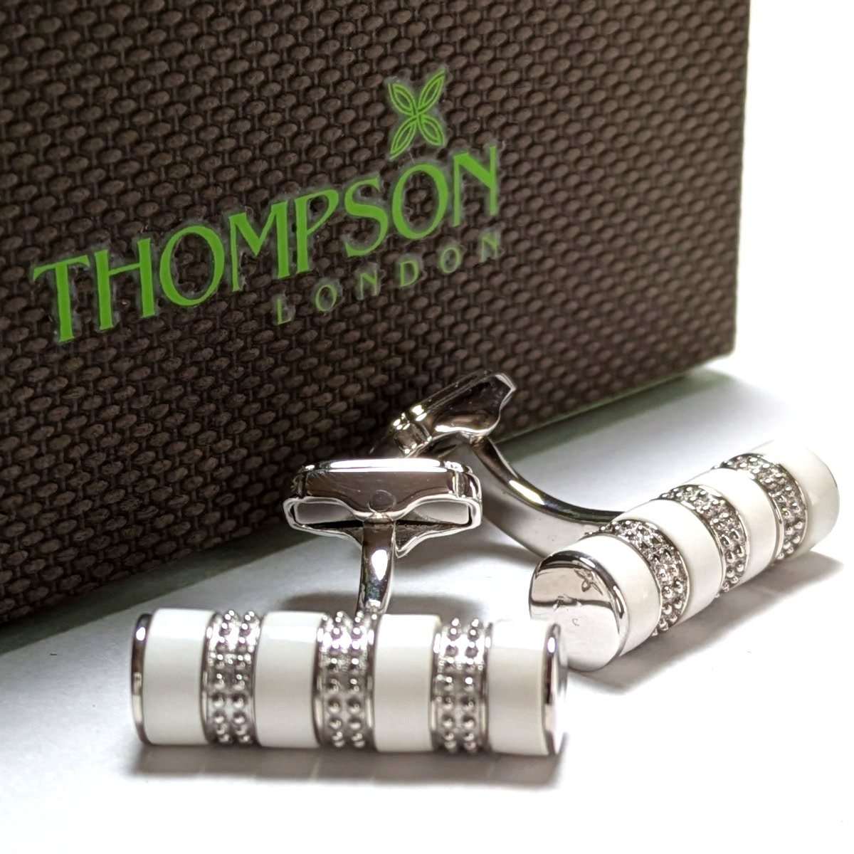 【tsc175】英国製THOMPSON トンプソン カフリンクス カフス バータイプ シルバー×ホワイト 白 タテオシアンCDR ロータリング/回転します!