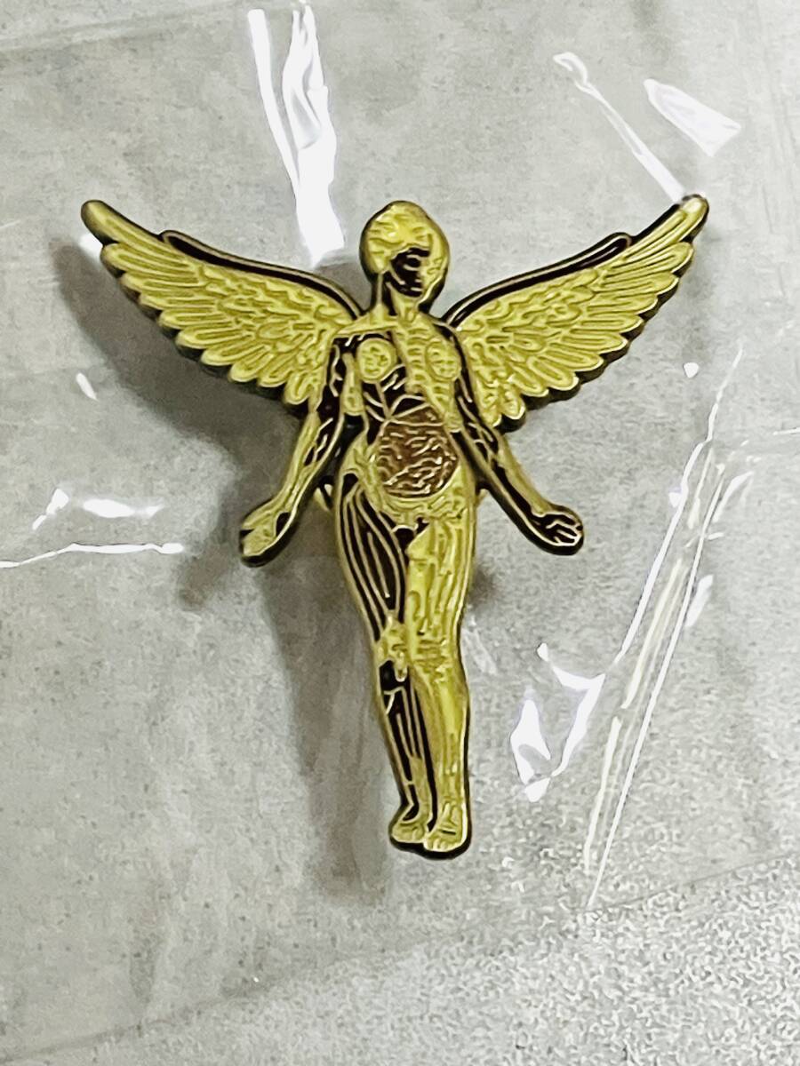 新品 送無★☆ピンバッジ NIRVANA イメージ☆★グランジ foo fighters 洋楽 ロック ニルヴァーナ フーファイターズ ROCK カートコバーン