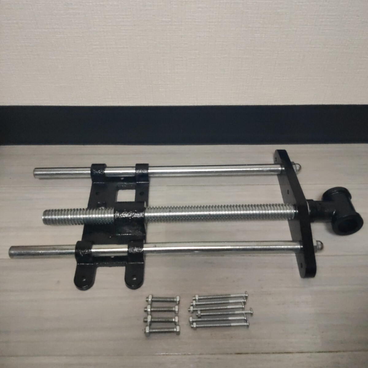 未使用 テーブル木工バイス クランプ 作成キット 万力 DIY道具 工具 ガレージツール 送料無料