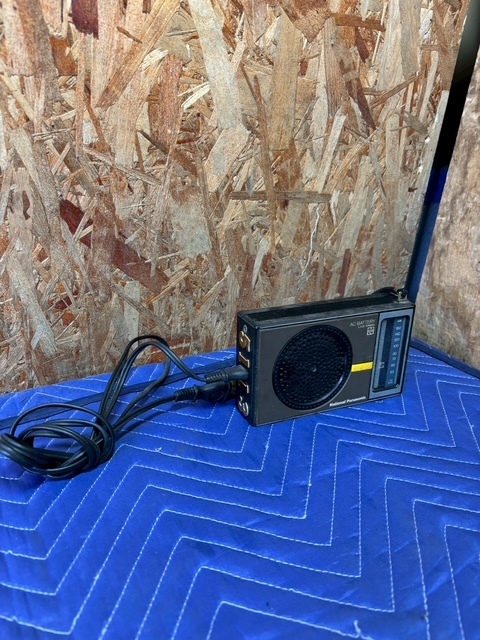 11-73 昭和レトロ AM ラジオ R-143 national 松下電器 ジャンク