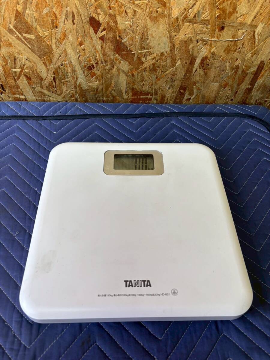 11-63体重計 ホワイト タニタ HD-661