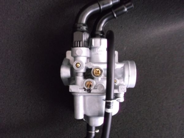 AE01 QR50 純正　キャブレターASSY　新品　QR 全年式共通　C,F,L,R,V : 流用　モトコンポ　. カレン　.　ロードパル S 　 / gf8