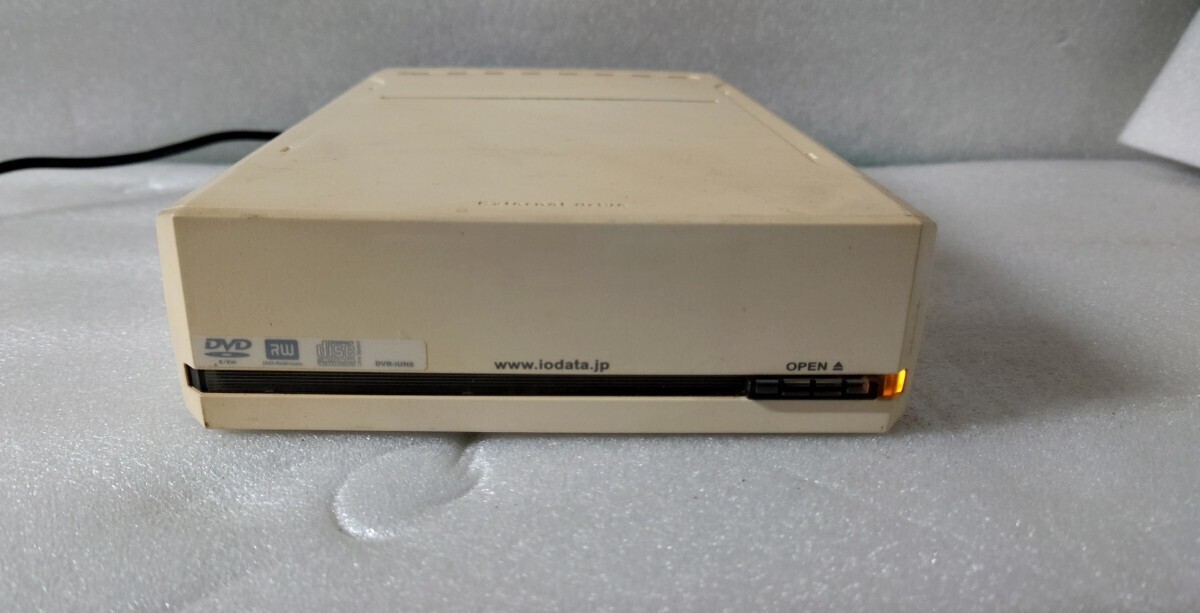 ★DVR-iUN8WR IO-DATA★DVDデュアルドライブ 外付けDVD、通電確認、電源ケーブル付き、ジャンク!!!!!!!!!!!!!!!!!!!!!!!!!!