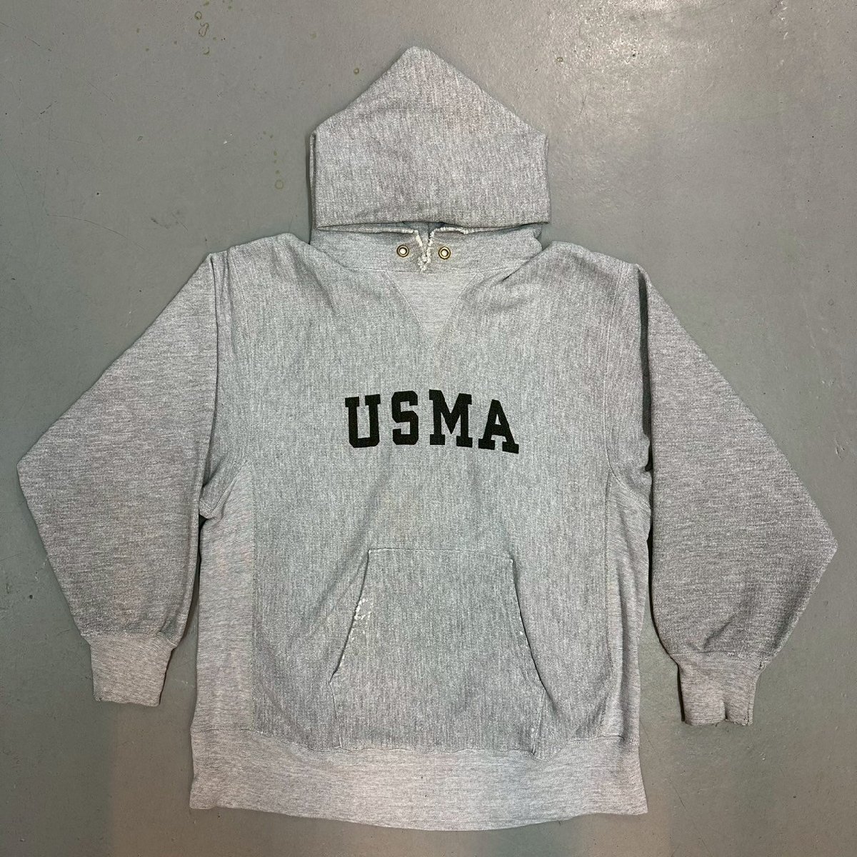 ☆古着80年 トリコタグ Champion Reverse Weave☆「USMA」ネームタグ 前Ｖ ミリタリー リバース ウィーブ スウェット パーカー