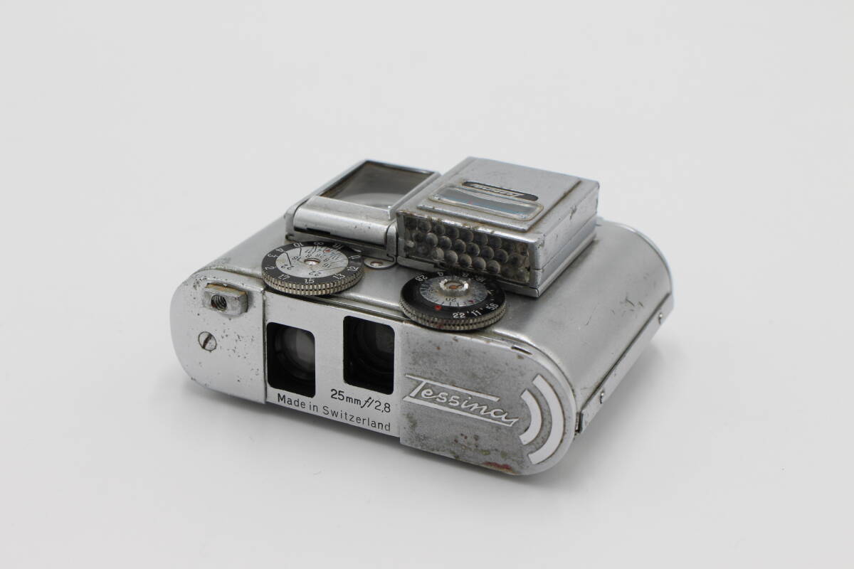 値下げ◆稀少☆テッシナ Tessina automatic 35mm 25mm F2.8 豆カメラ 世界最小 35mm判 二眼レフ スイス製 ###o10830