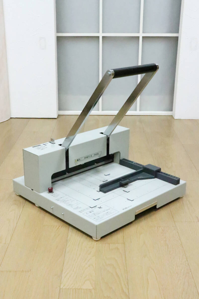 PLUS（プラス）PK-513　裁断機　事務用品　切断用品　中古品　【商品説明必読】⑯