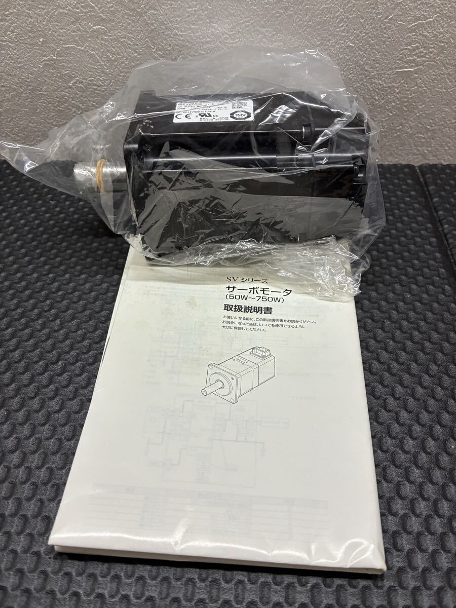 ★未使用保管品★KEYENCE キーエンス ACサーボモータ ストレート軸 インクリメンタル SV-M040CS 取説 