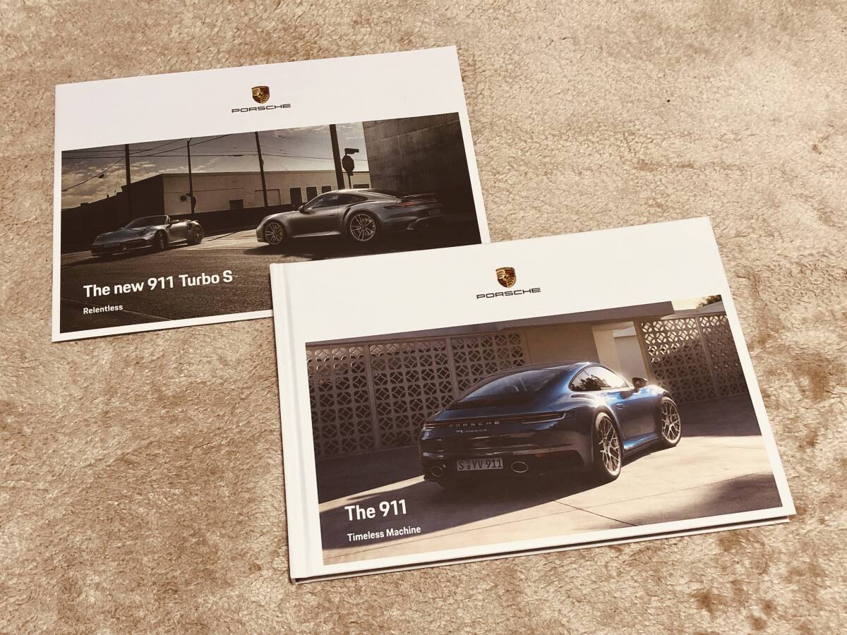 ◆◆◆『新品』PORSCHE ポルシェ 992型 911 カレラ / カブリオレ / タルガ / ターボS◆◆厚口カタログ 2020年7月発行◆◆◆