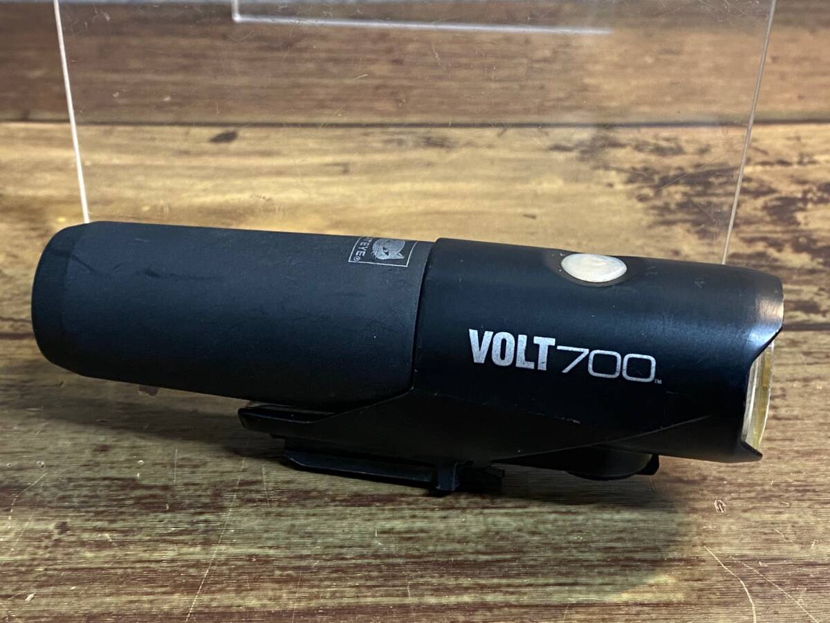 JO014 キャットアイ CATEYE VOLT700 フロントライト 本体 点灯確認済