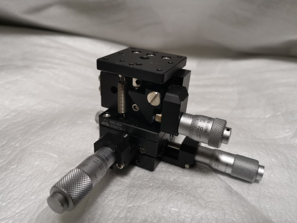 ★未使用に近い★スルガ精機 XYZ軸ステージ B23-40A+B33-40A 40x40mm
