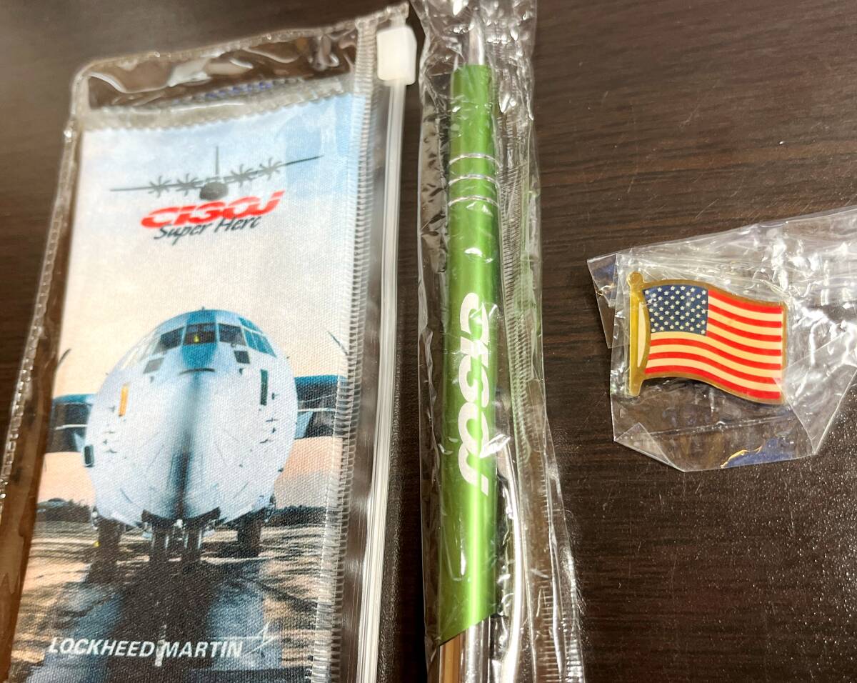 ロッキード・マーティン社ノベルティ C-130 メガネ拭き ボールペン ピンズ