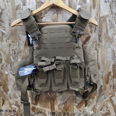 【中古美品】FIRST SPEAR プレートキャリア