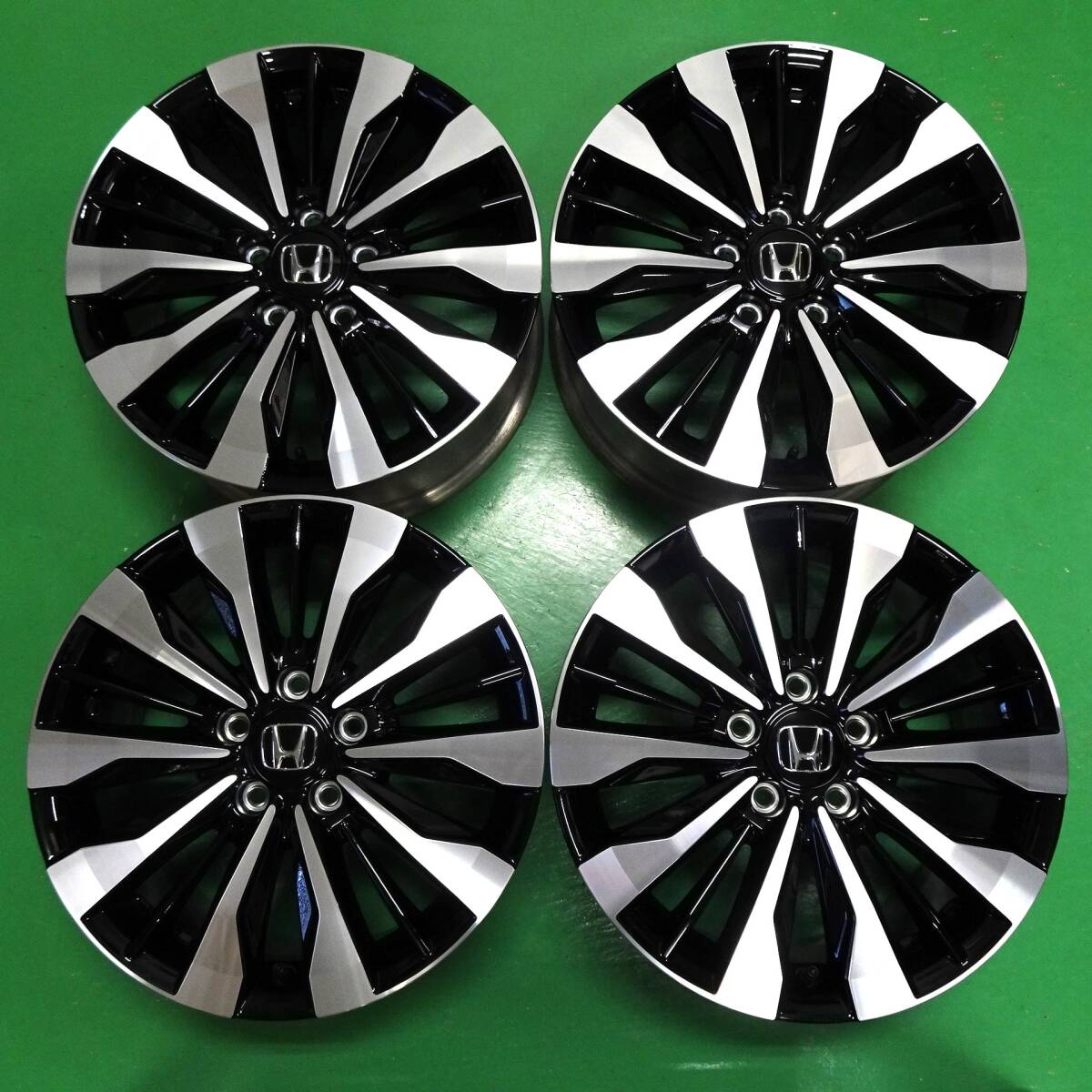 ★ 2025年4月納車・送料2,600円～ 新車外し ホンダ 新型 WR-V Zグレード 純正 17インチ アルミホイール 4本セット ★