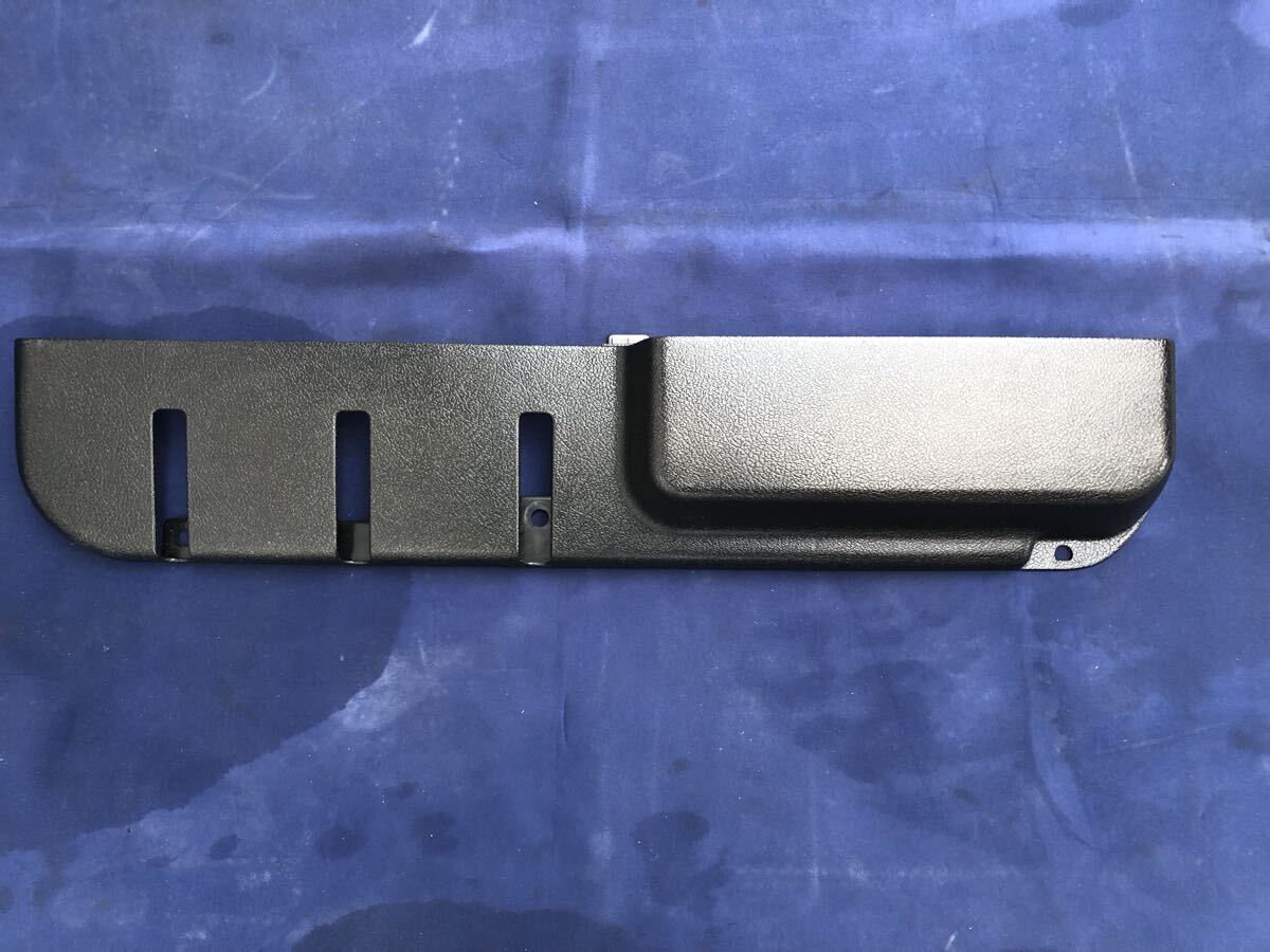 ボルボ240 中古左前ドアポケット