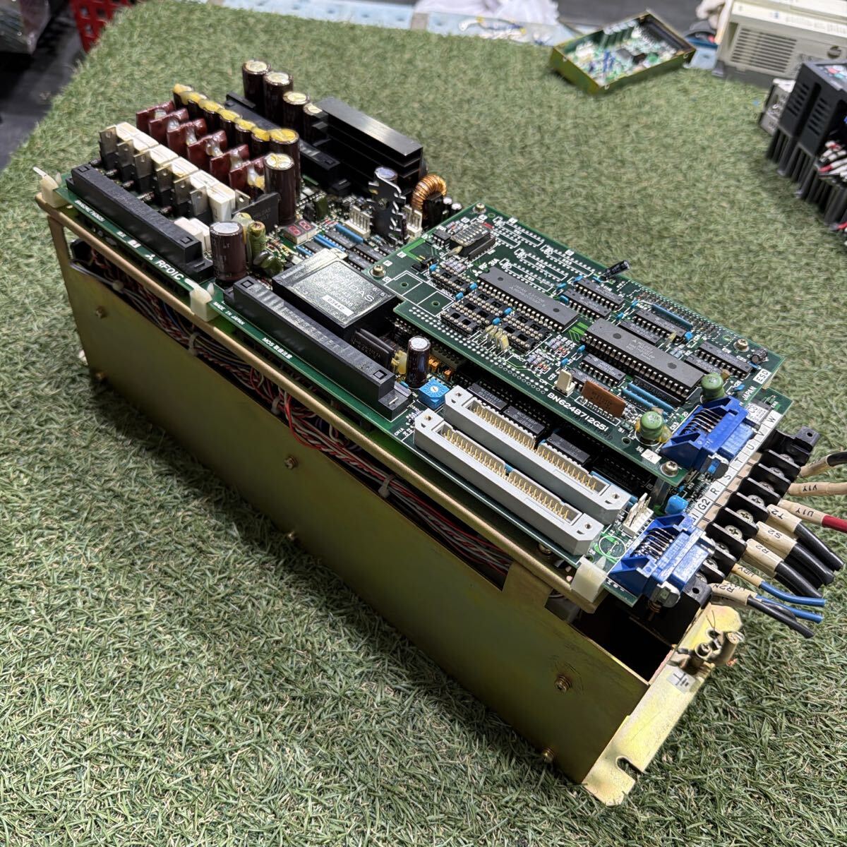 5L045 三菱電機 サーボアンプ MR-S100-01A / BN624E763G51 回路基板 動作保証　