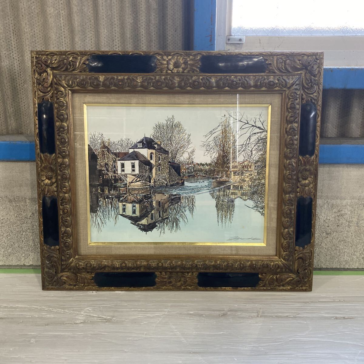 真作保証　「ポワティエ　青い流れ／藤田西洋」油彩　油絵　風景画　作家　画家　豪華額装　骨董品　古美術品　縦54.5cm 横63.5cm【117】