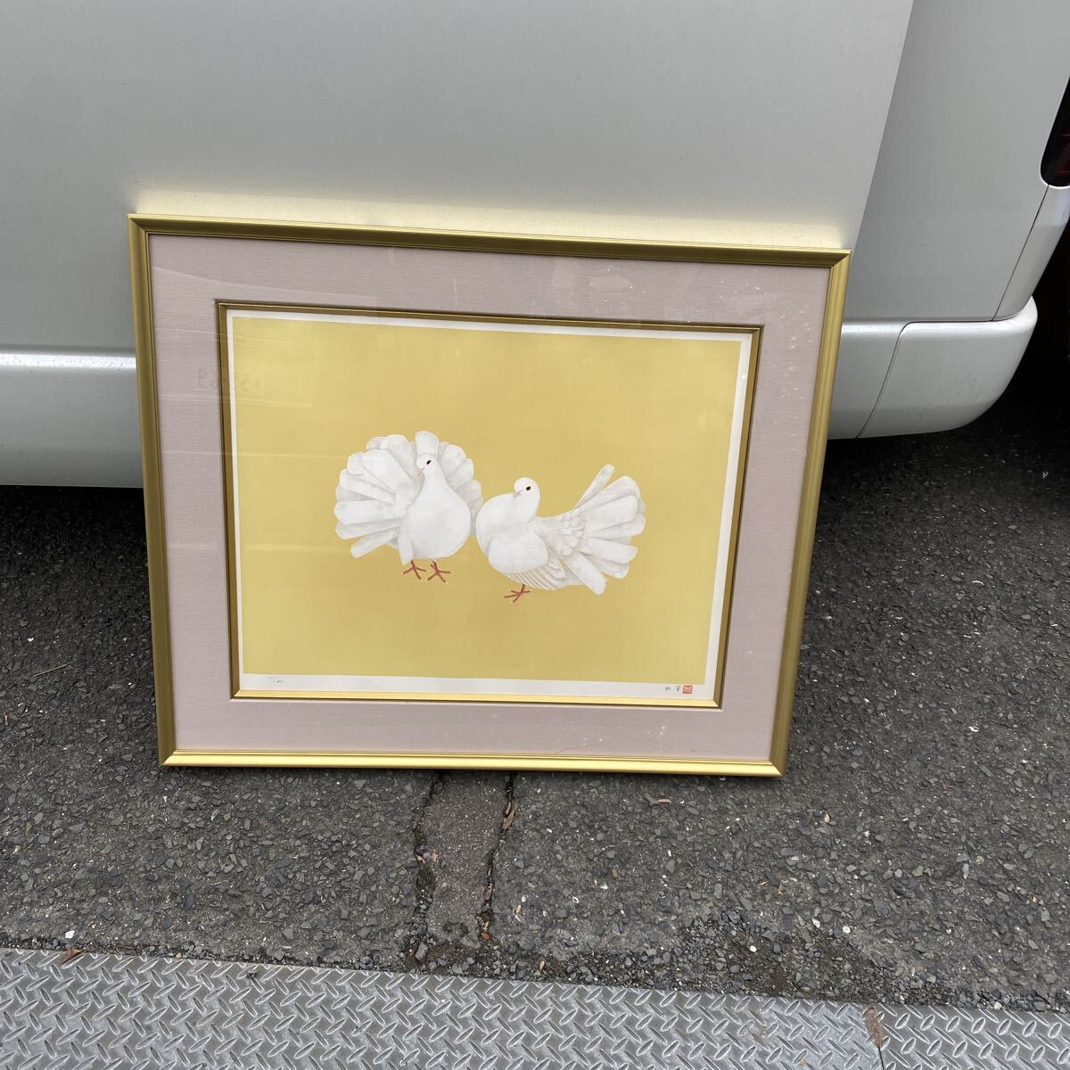 真作保証　鳩二羽　上村松篁　リトグラフ　日本画　絵画　額装　タトウ箱　骨董品　古美術品　風景画　限定200部　横82.8cm 縦69cm【1119】