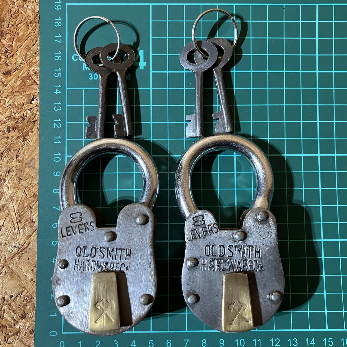 OLD SMITH HARDWARE Co. Padlock パドロック 南京錠 2個セット アンティーク クマ型 クマ鍵