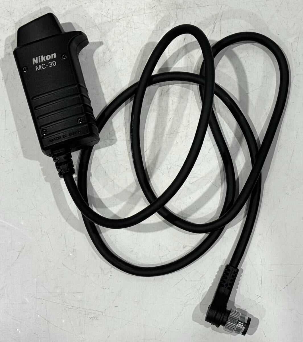 251106B☆ Nikon MC-30 リモートコード ♪配送方法＝おてがる配送ネコポス♪