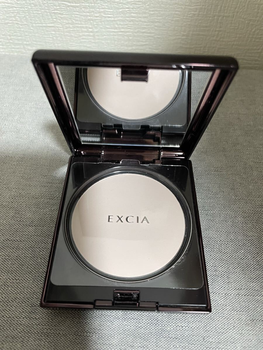 新同即決　 アルビオン エクシア　グレイシャス　ヴェール フェイスパウダー　パウダー LU01