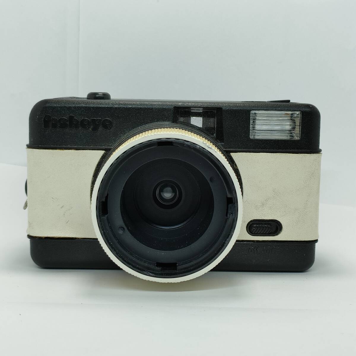A991) Lomography Fisheye 35mm Film Camera Toy Camera Retro Design ロモグラフィー フィッシュアイ ジャンク