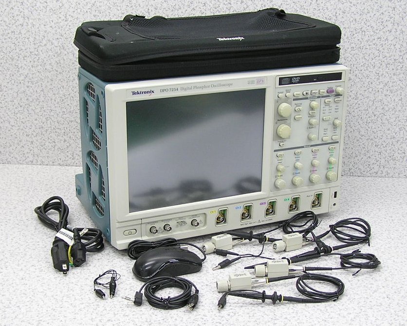 ■♪ Tektronix/テクトロニクス 2.5GHz/4チャンネル デジタルフォスファオシロスコープ DPO7254 DPO7000シリーズ