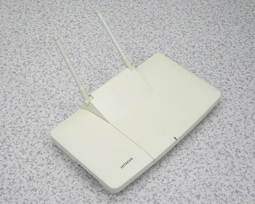 ■9台在庫有り HITACHI/日立 事業所用PHS接続装置 HI-D3 BS-S-ホンタイ（ND） HI-D3BSNDS 美品ですがほんのり日焼け有 2017年製
