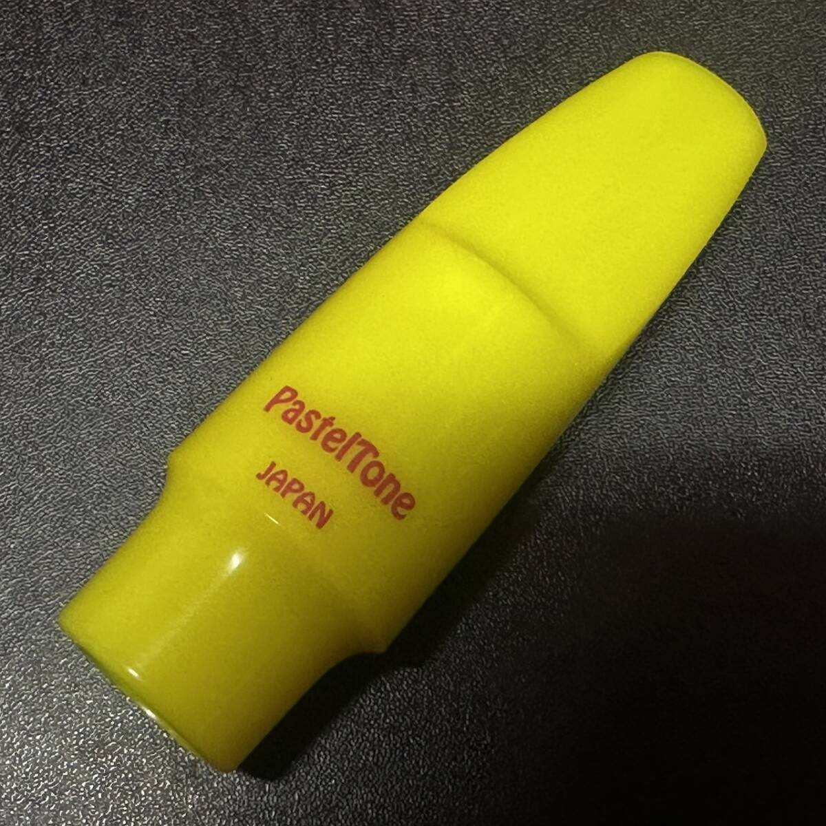 Pastel Tone ／パステルトーン　Yellow （イエロー） アルトサックスマウスピース 中古品