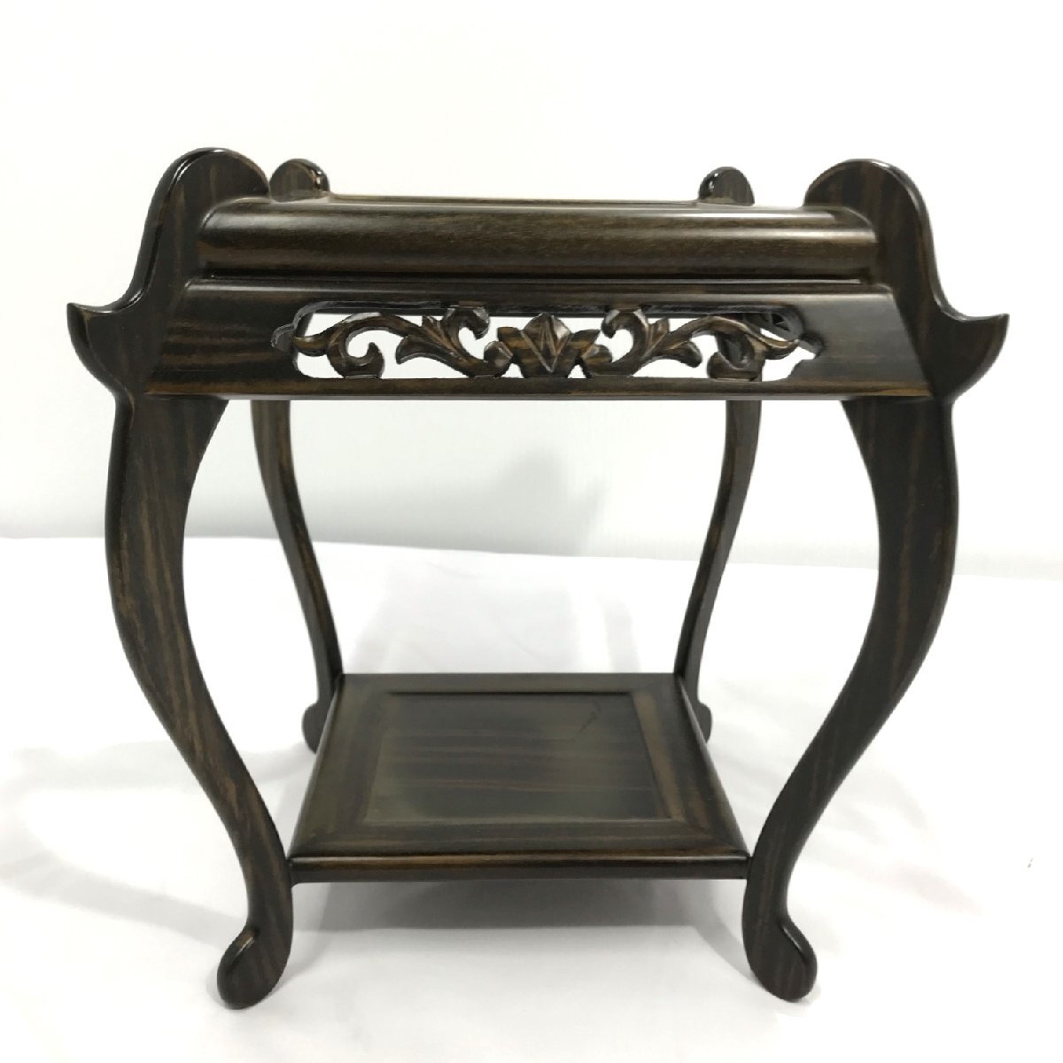 香炉台 四足花台 透かし彫り 高さ約25.5㎝ 約730g 花台 盆栽台 飾り台 インテリア 置台 アンティーク【道楽札幌】