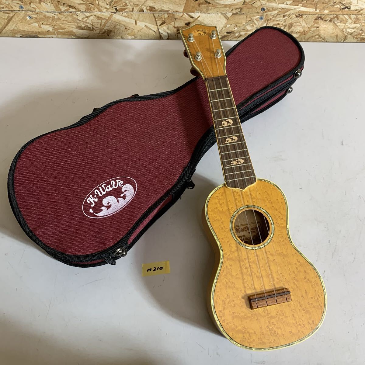 キワヤ商会 Kiwaya ウクレレ K-Wave KW-1DX ベビーウクレレ 楽器 弦楽器 ケース付き UKULELE M210
