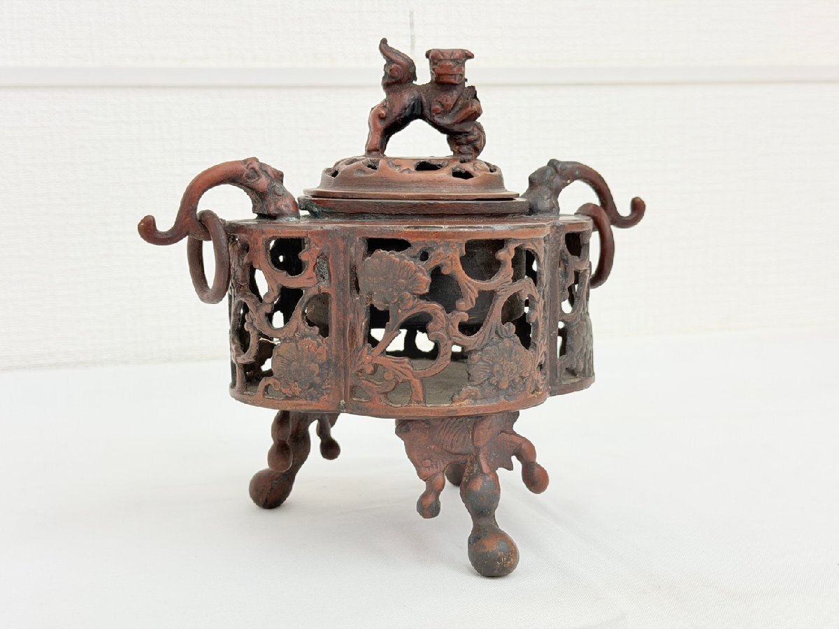 大明宣徳年製 銅製 獅子蓋透かし香炉 三本足 重量 約943g 中国 古銅 骨董 香道具 置物 コレクション