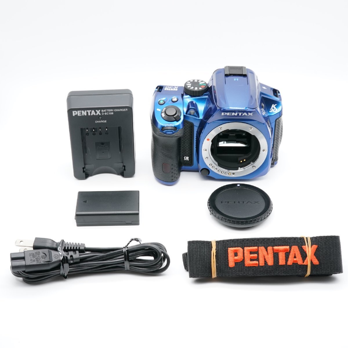 ほぼ新品 ペンタックス PENTAX K-30 クリスタルブルー シャッター回数55回！