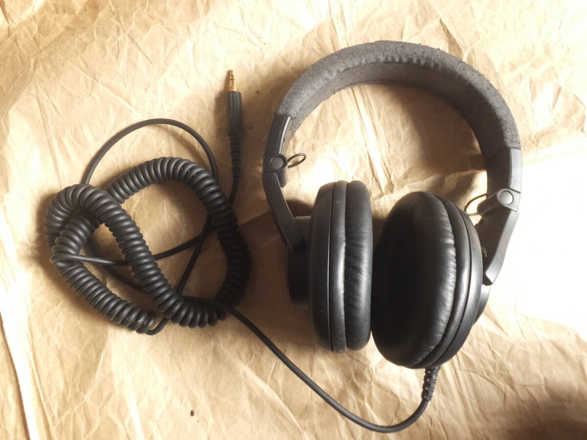 ジャンク　SHURE SRH440