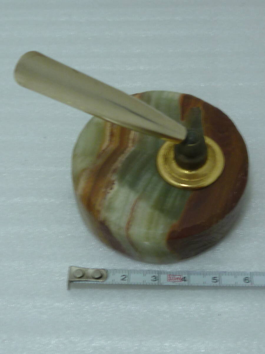 ペン立て　石台