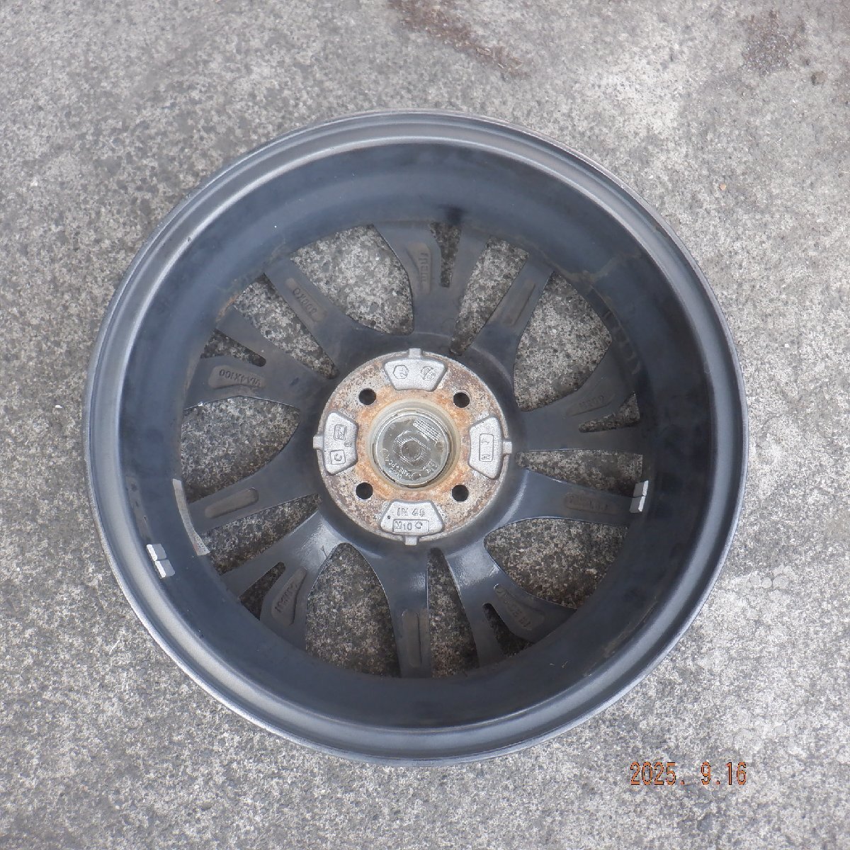 {$data['title']拍卖