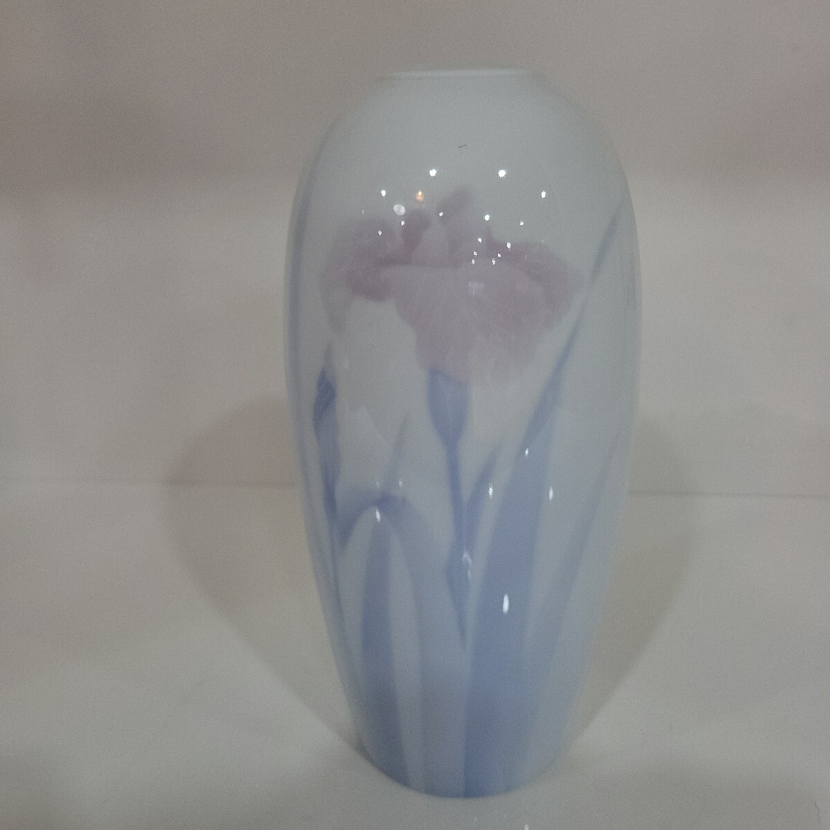 №9495 USED 昭和レトロ 箱無 深川製磁 宮内庁御用達 色絵菖蒲文 宮窯花瓶 染付 花瓶一輪挿し 高さ約24.5㎝