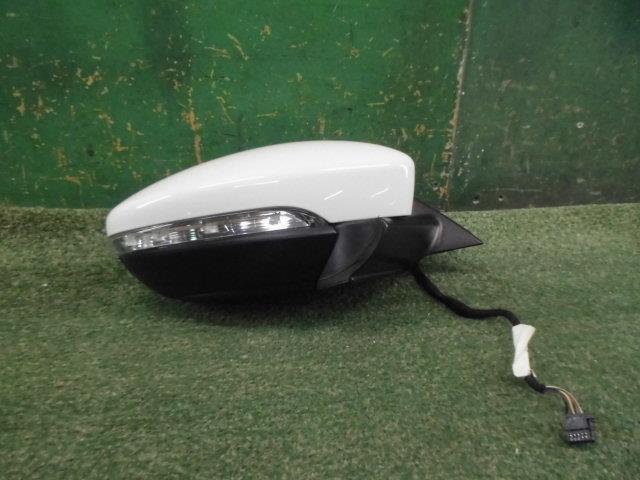 フォルクスワーゲン VW ザ・ビートル 16CBZ 右サイドミラー 右ドアミラー 253255