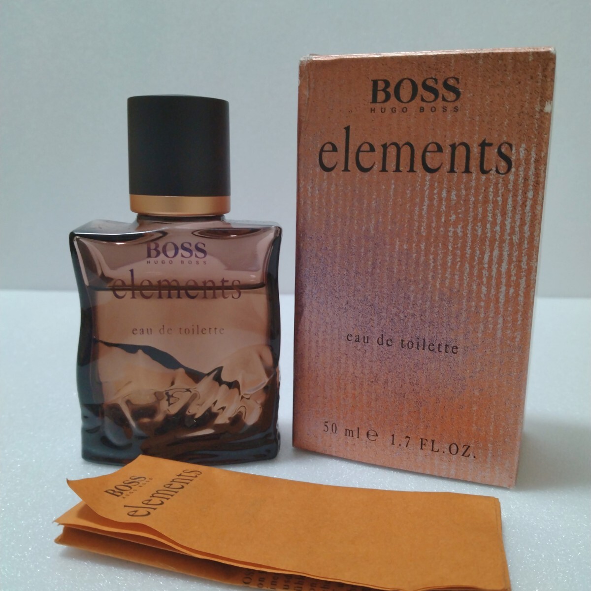 ヒューゴボス　エレメンツ　オードトワレ　EDT 50ml HUGO BOSS elements ボトルタイプ　送料無料