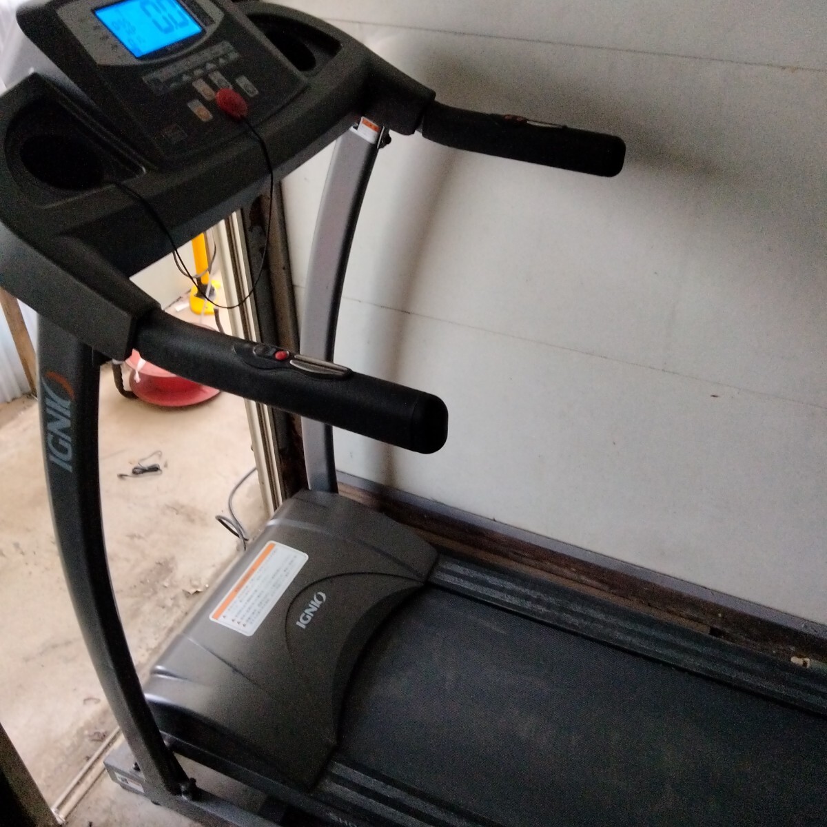 イグニオ 電動ランニングマシン IGNIO ルームランナー　動作確認済　直接引取希望　千葉県八千代市保品　中古品