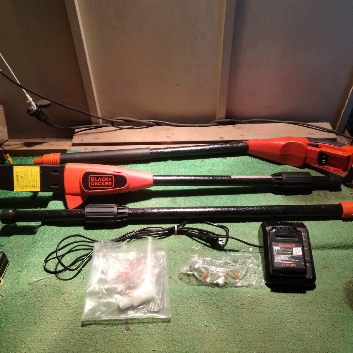 BLACK+DECKER ブラックアンドデッカー 18Vコードレス高枝ポールチェーンソー GPC1820LN 動作確認済み 中古品 