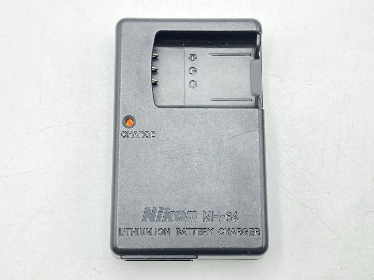 ★送料無料★Nikon MH-64 ニコン バッテリーチャージャー 充電器 現状渡し CH272