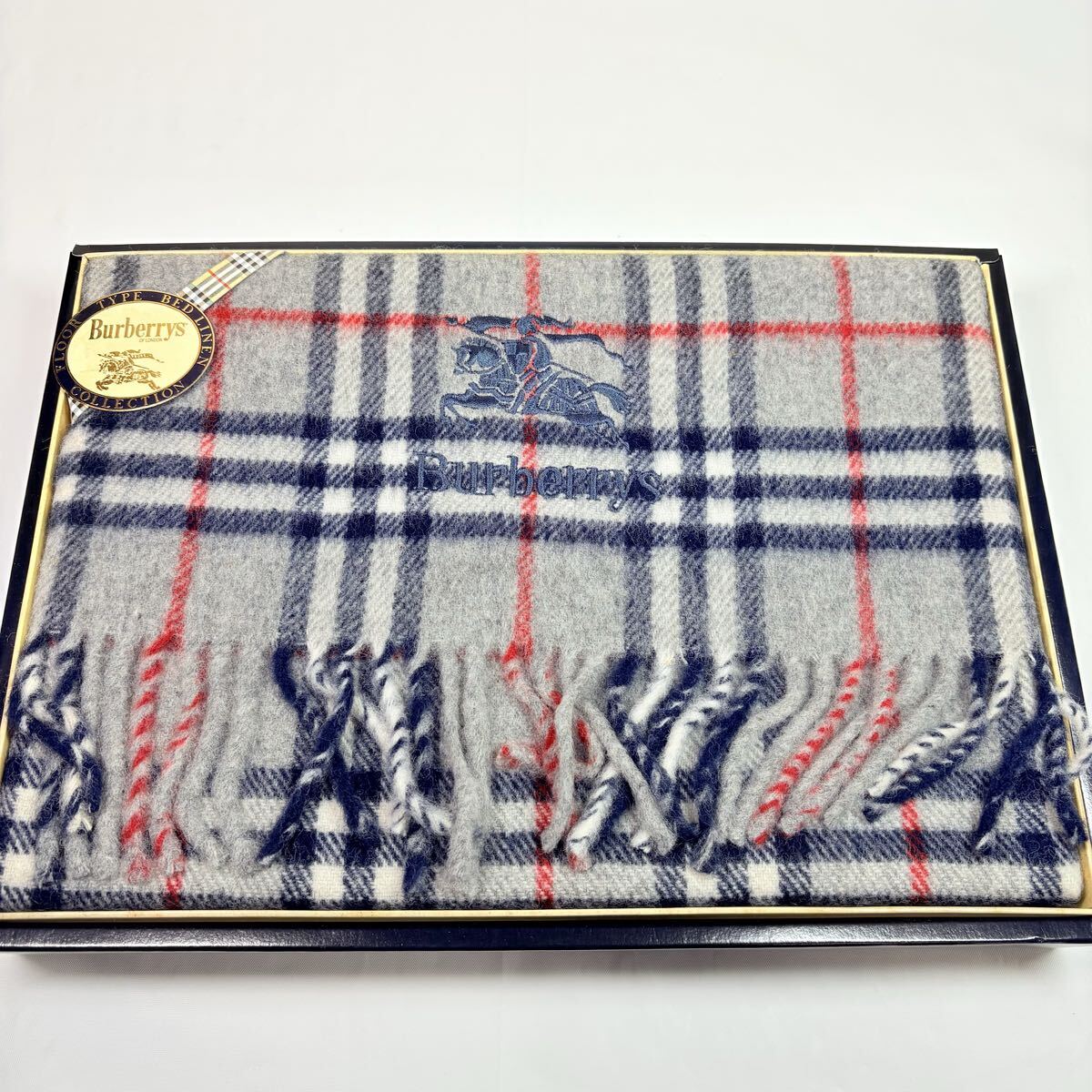 美品未使用品　Burberrys BURBERRY ノバチェック　グレー　ウールひざ掛け　65×120cm 西川産業