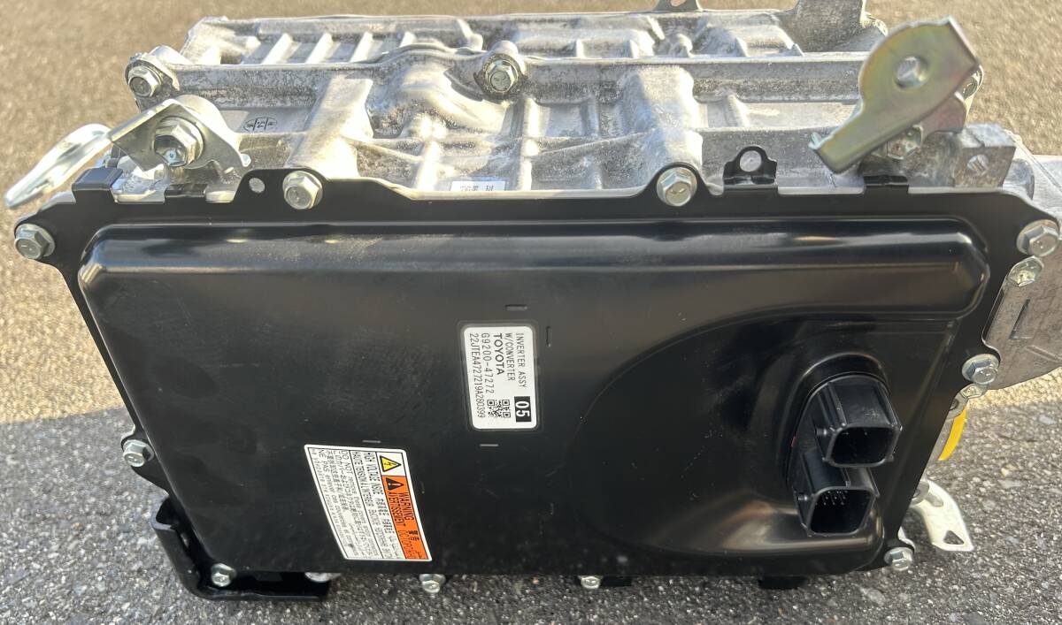 プリウス 6LA-ZVW52 HV・EV　インバーター /コンバーター　PHV G9200-47272　